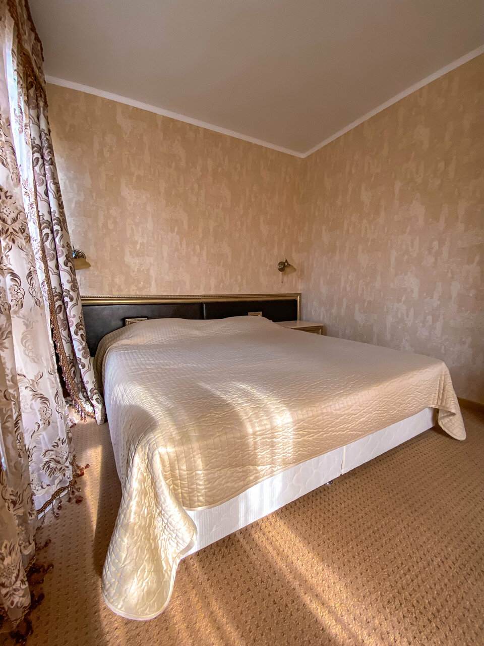 Гостиница Holiday Лазаревское